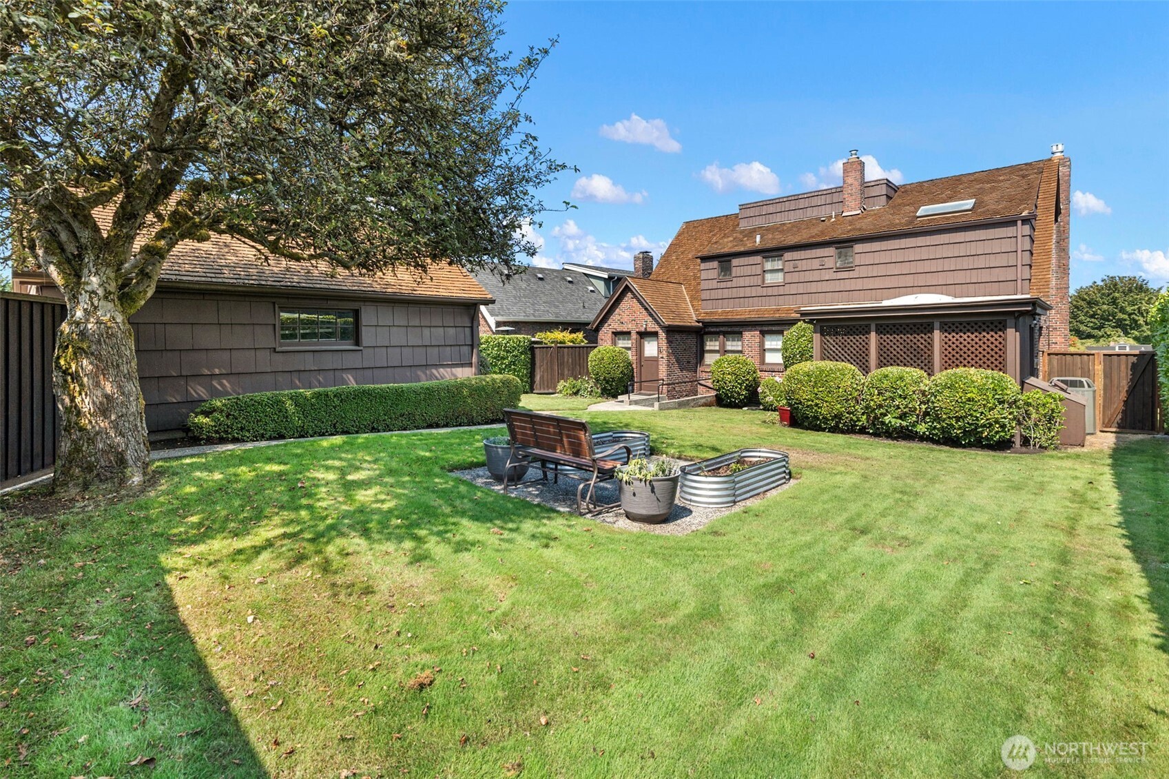 1012 N Park Drive