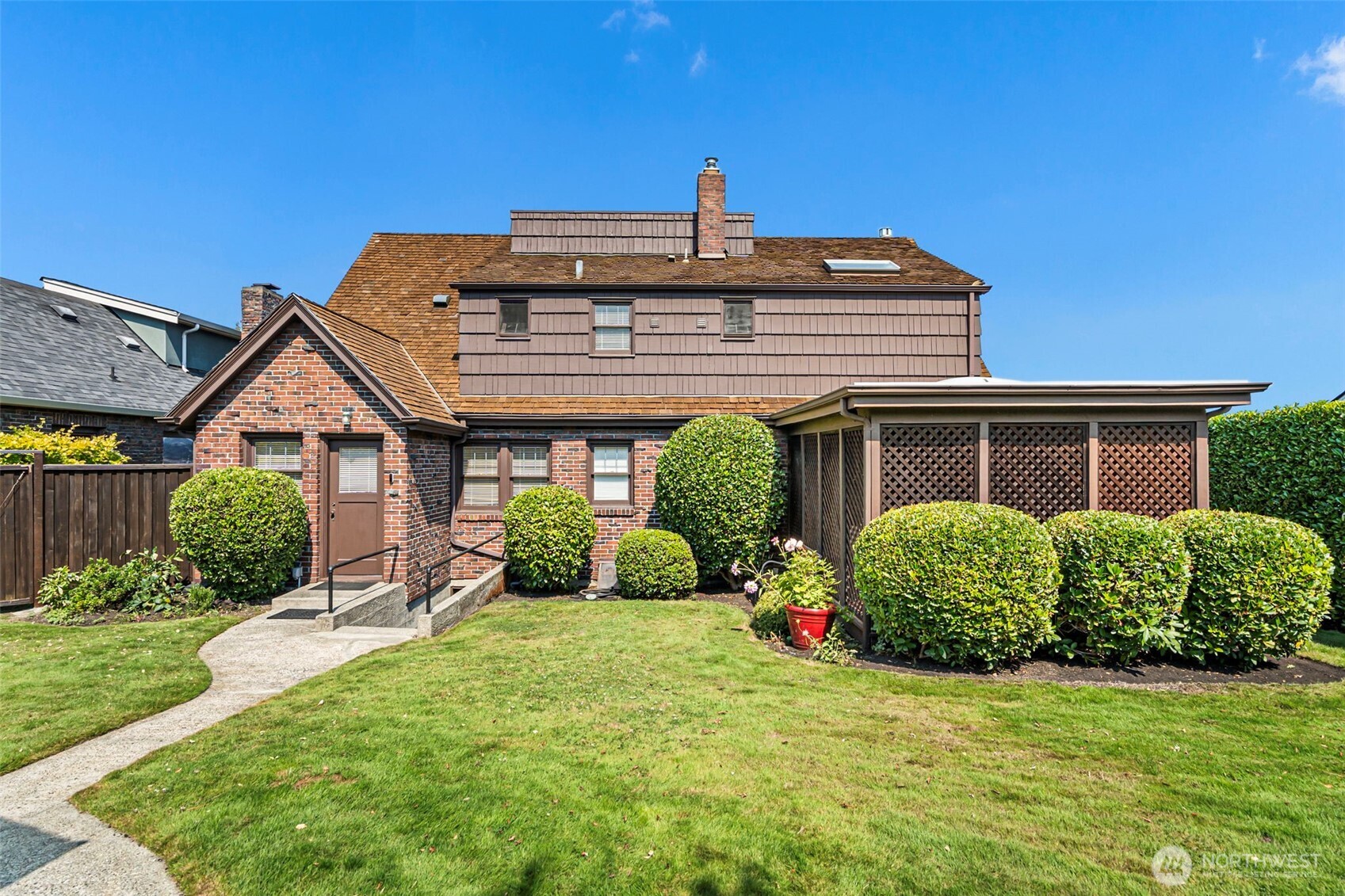 1012 N Park Drive