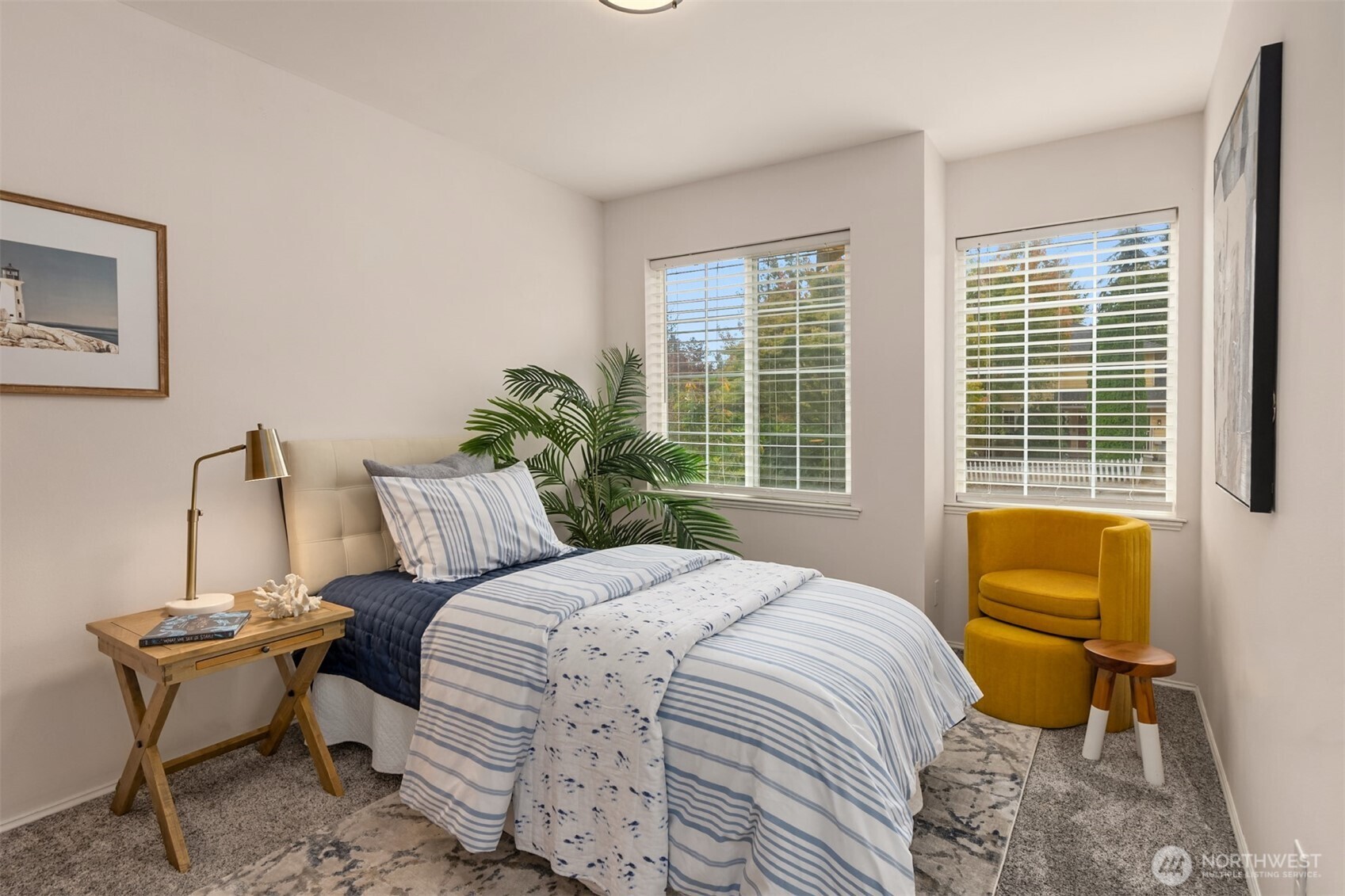 2914 NE Winesap Court