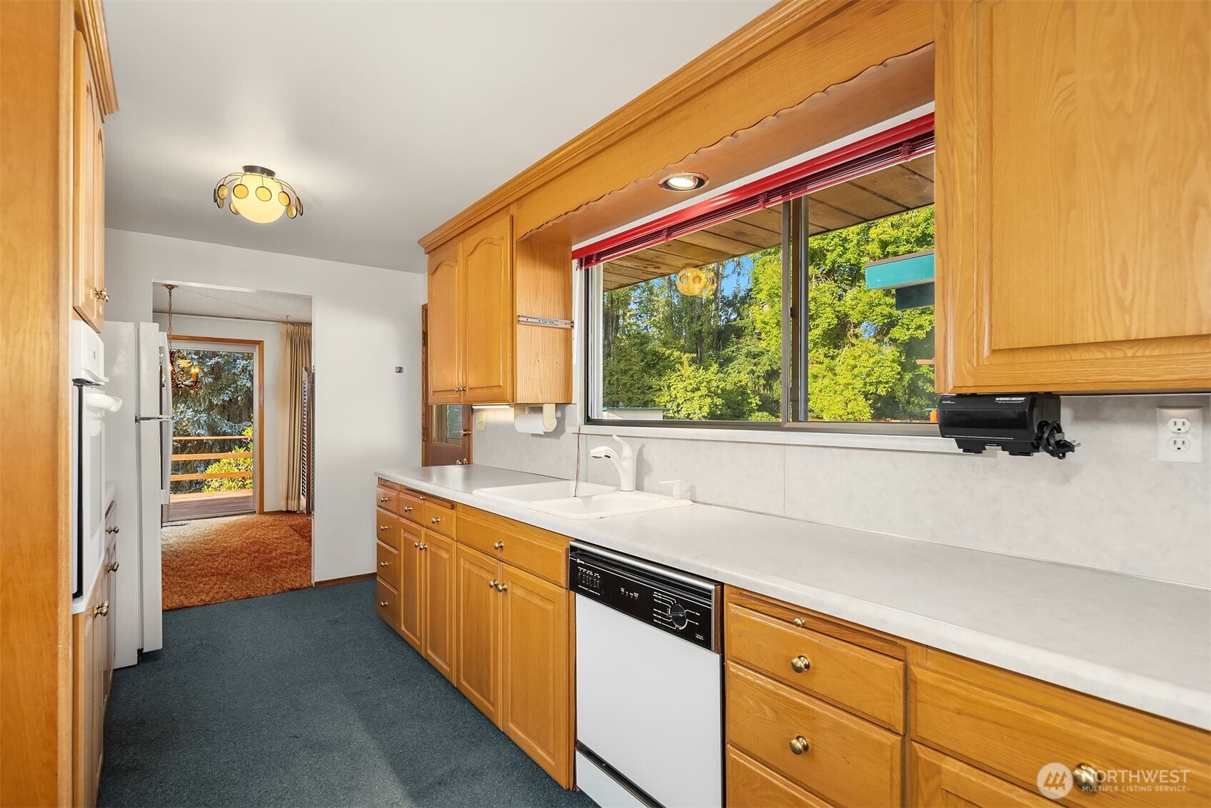 8619 Maple Lane