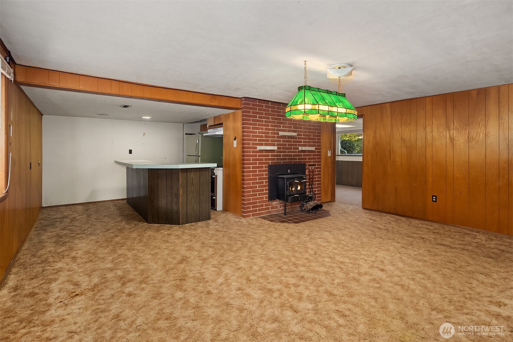 8619 Maple Lane