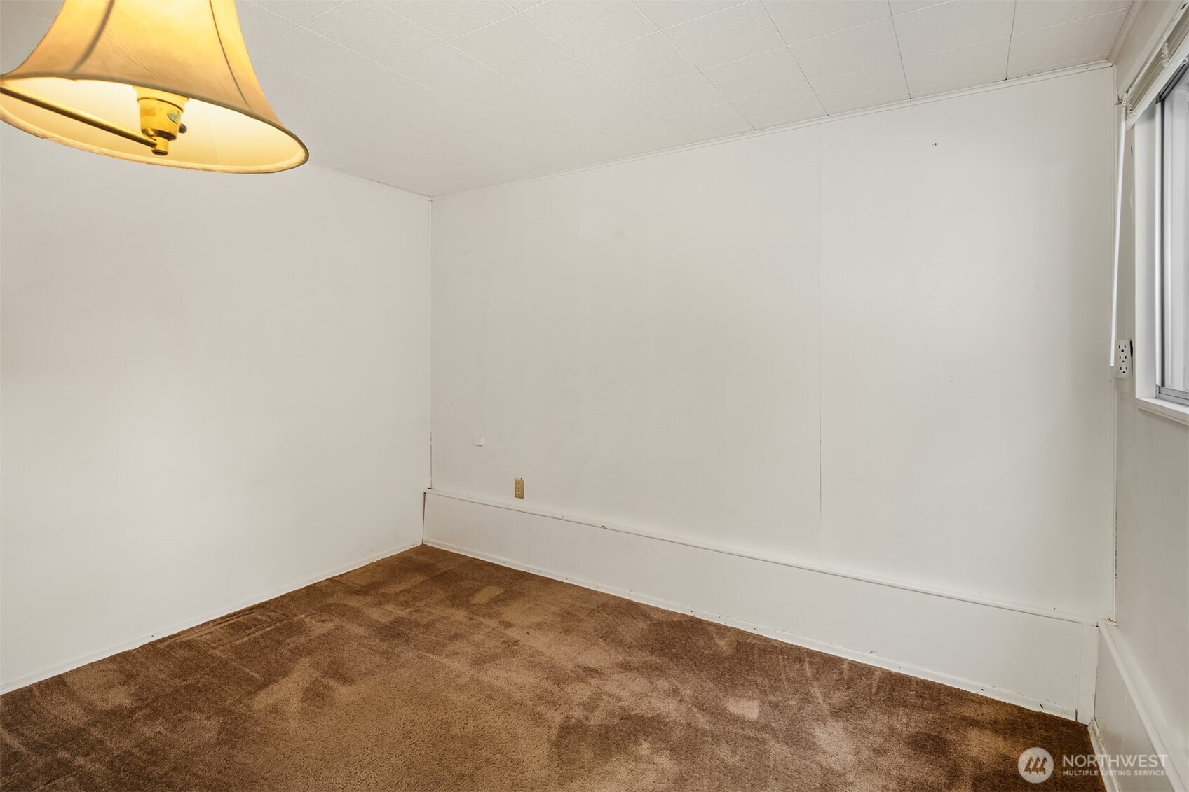 8619 Maple Lane
