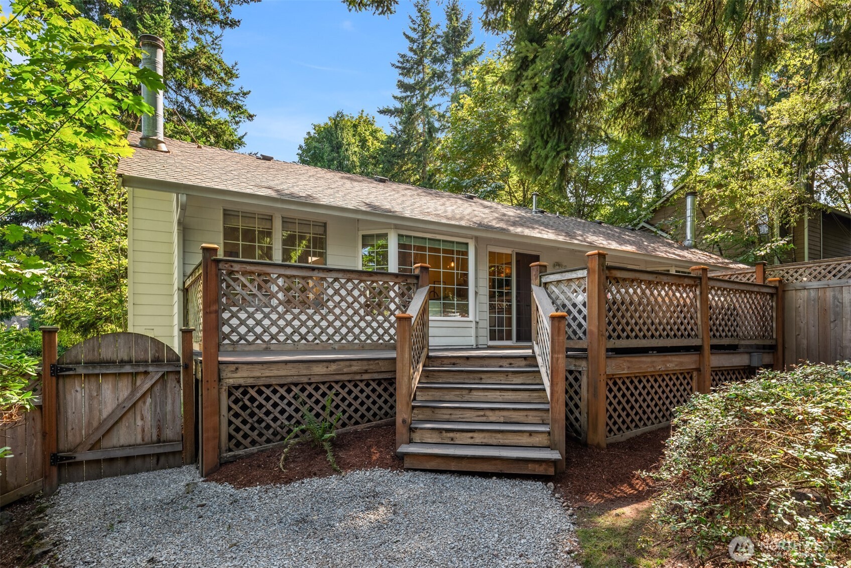 8513 139th Avenue NE