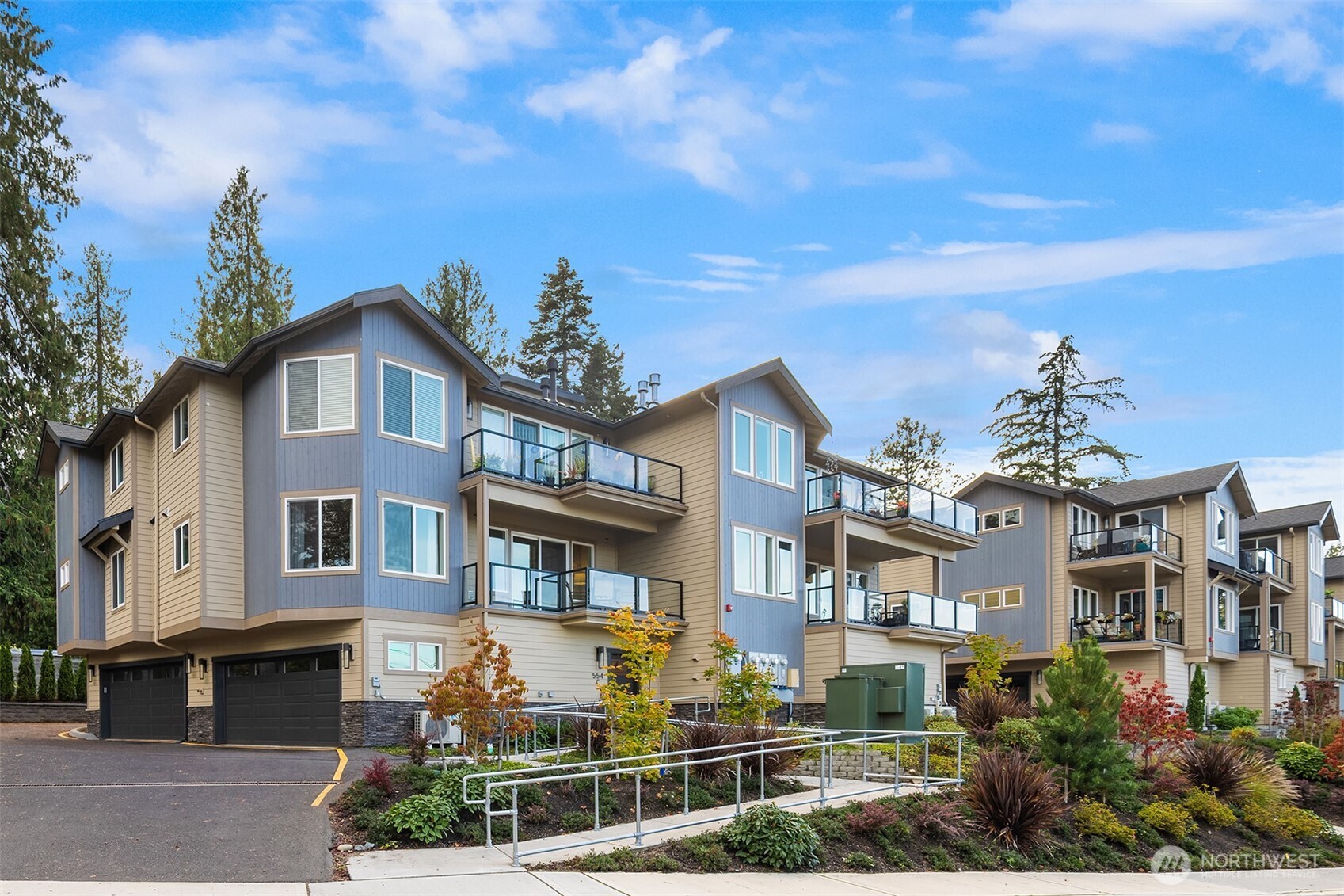 554 Paradise Lane Unit: C202