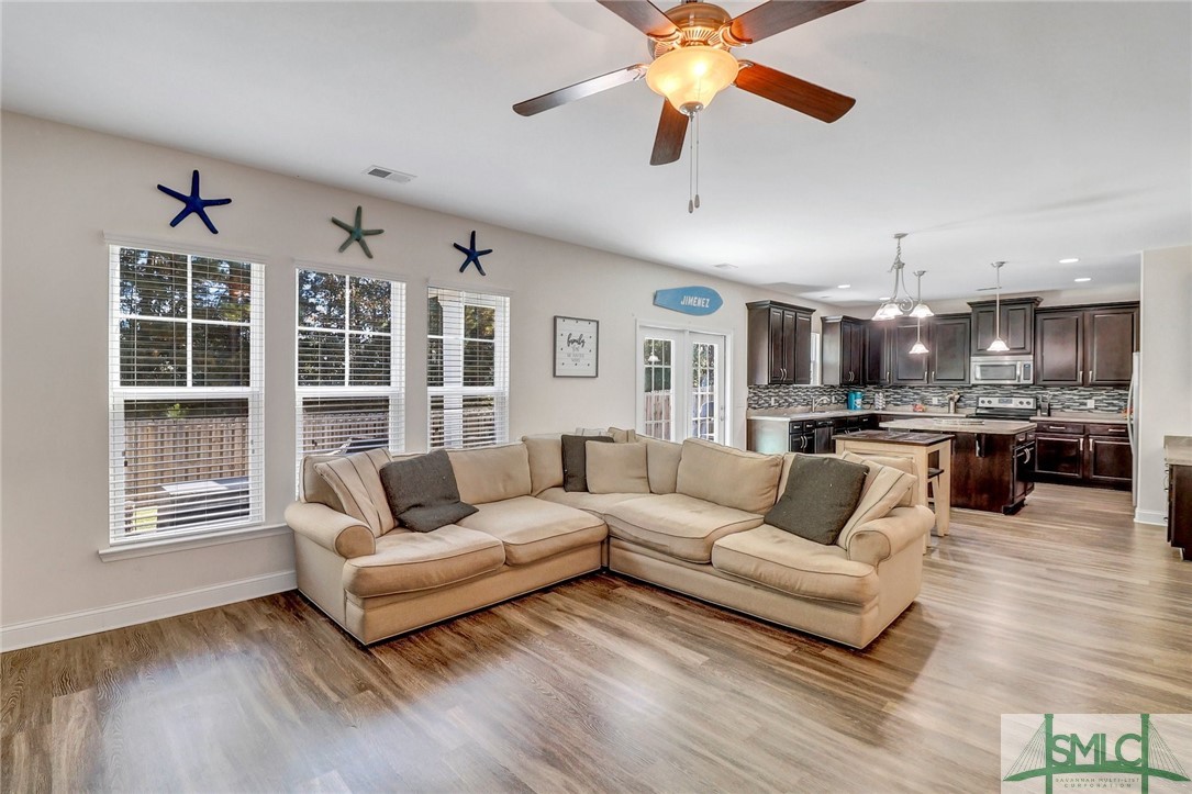 256 Willow Point Circle