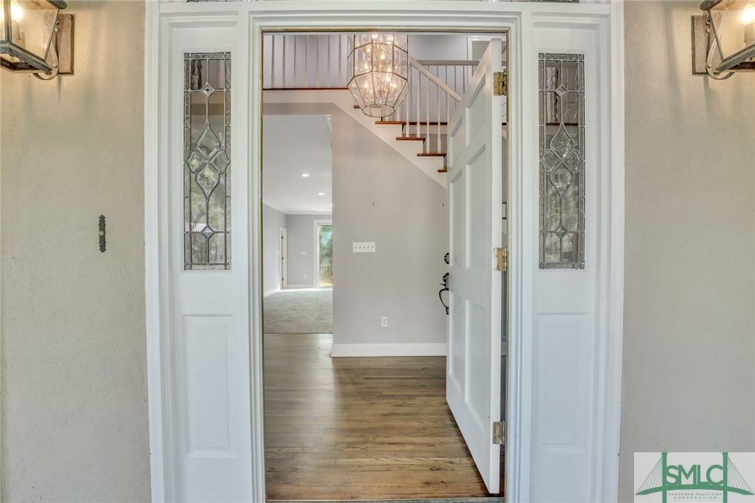 102 N Marsh Road