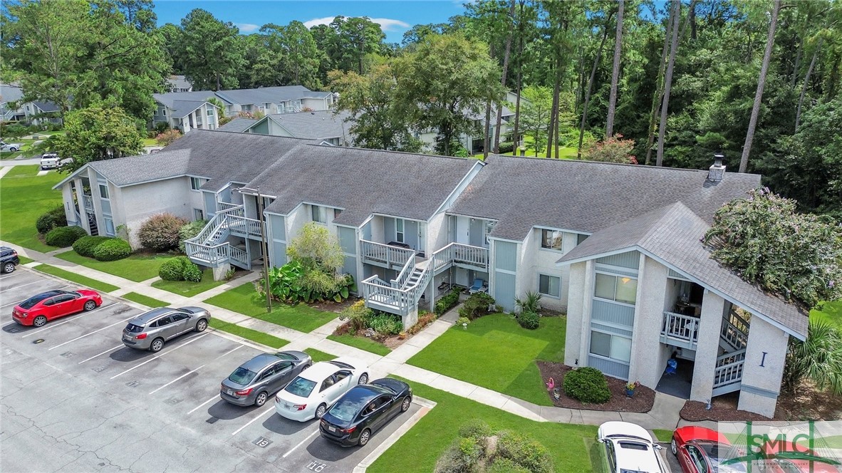 102 Shoals Drive I 10