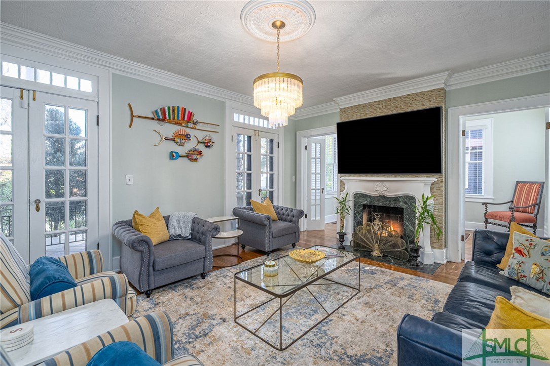 131 E 49th Street