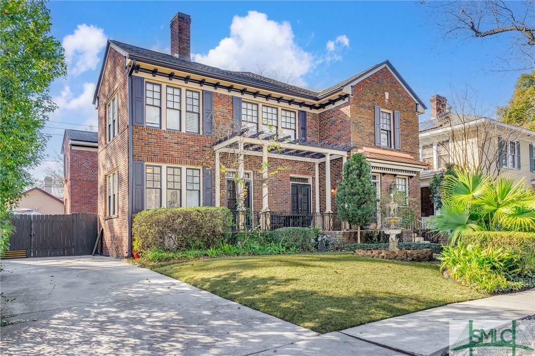 131 E 49th Street