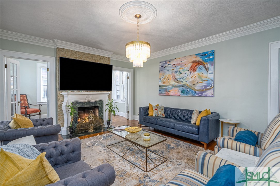 131 E 49th Street