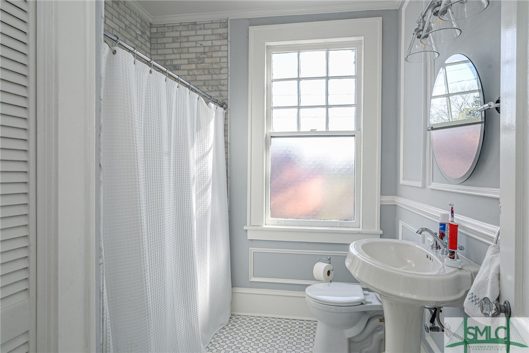 131 E 49th Street
