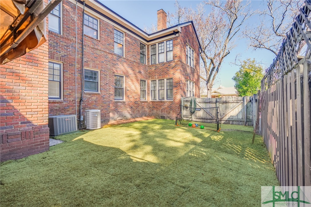 131 E 49th Street