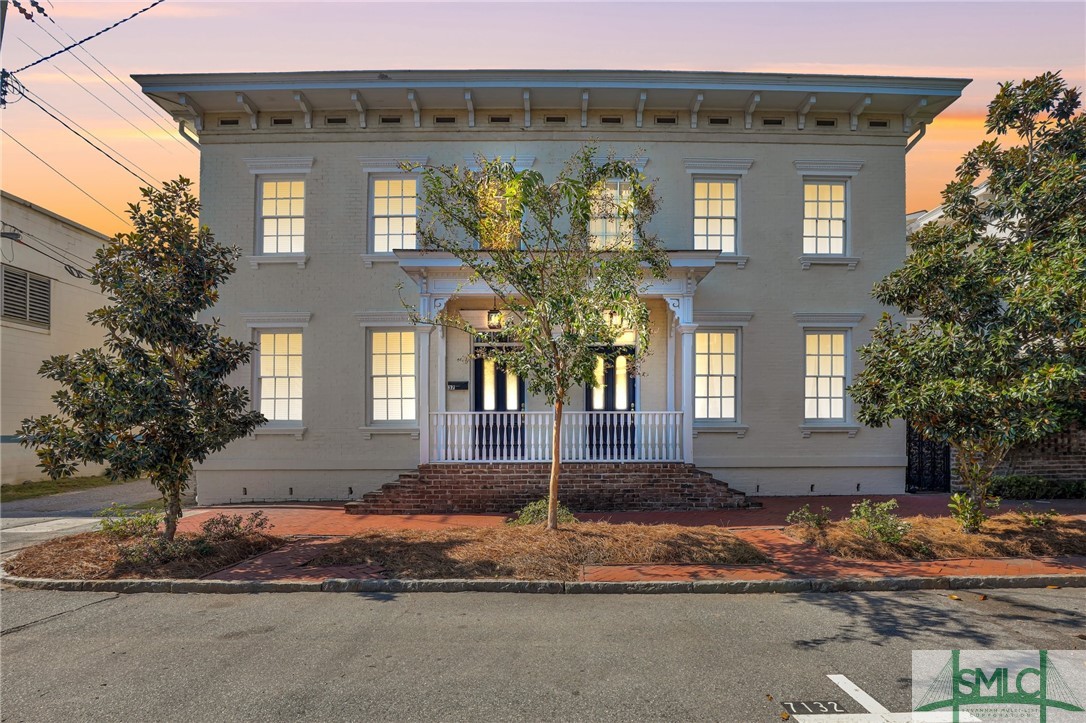 35 Houston Street