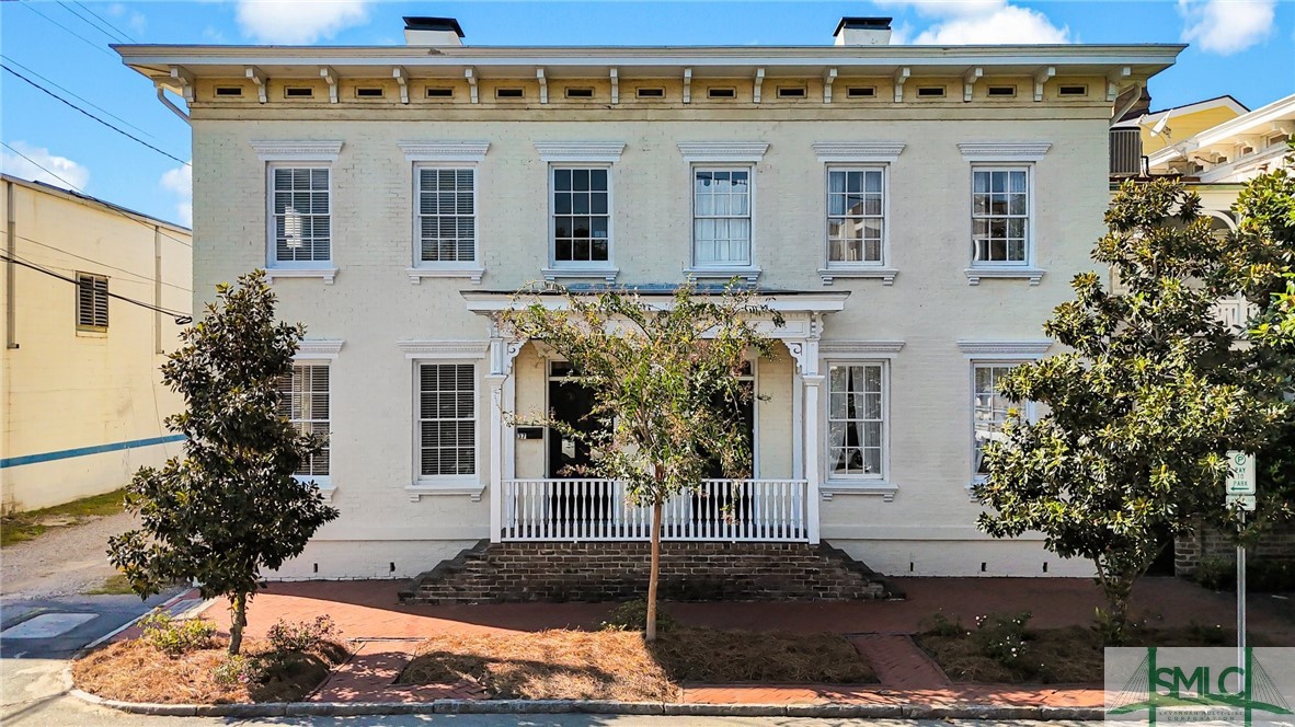 35 Houston Street