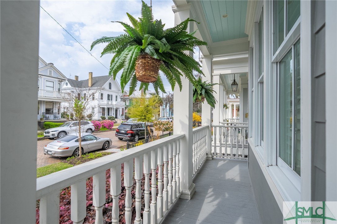 118 E 36th Street