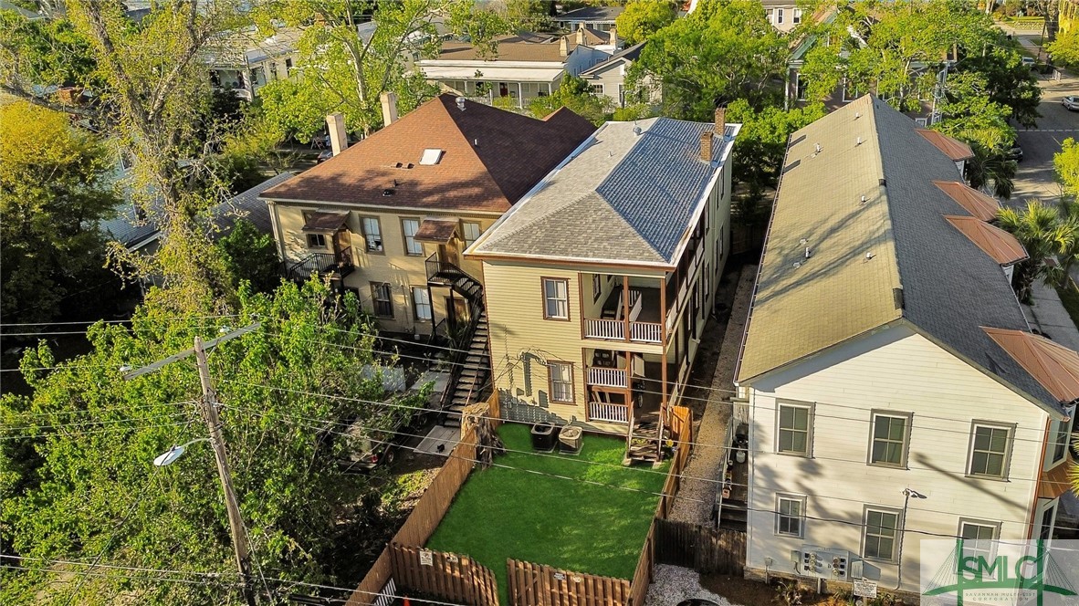 319 E Waldburg Street
