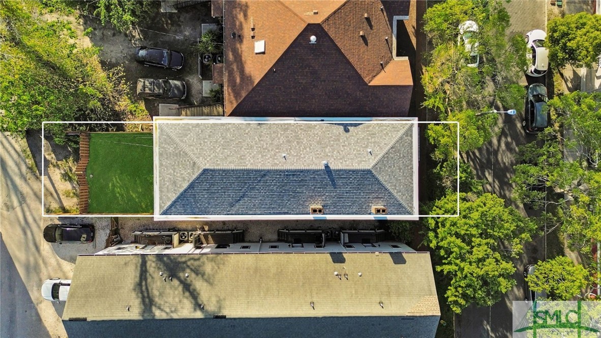 319 E Waldburg Street