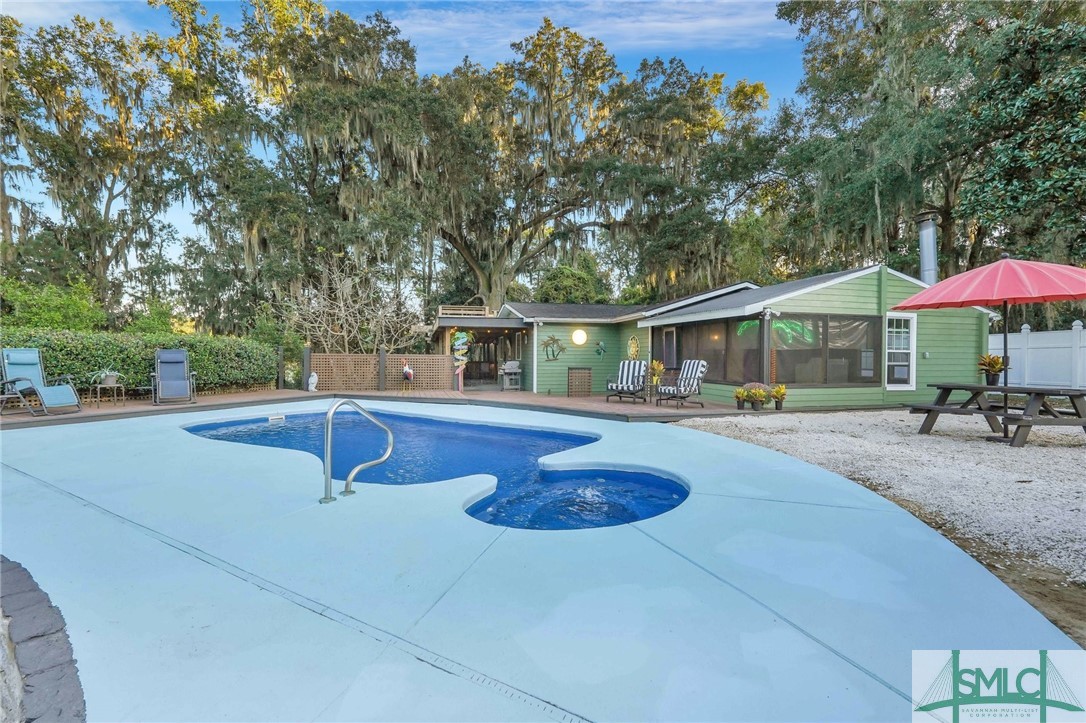 6 Harlan Drive