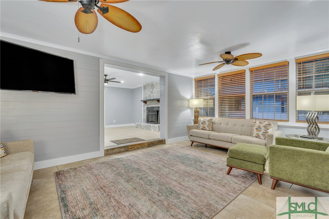 6 Harlan Drive
