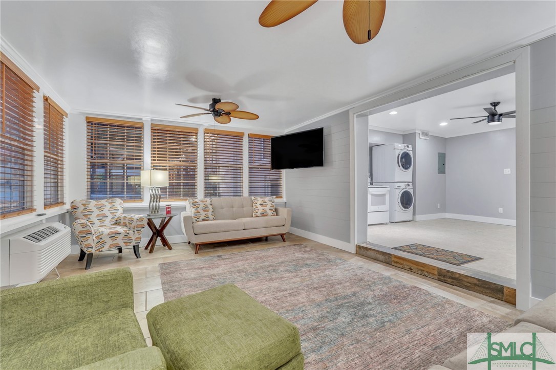 6 Harlan Drive