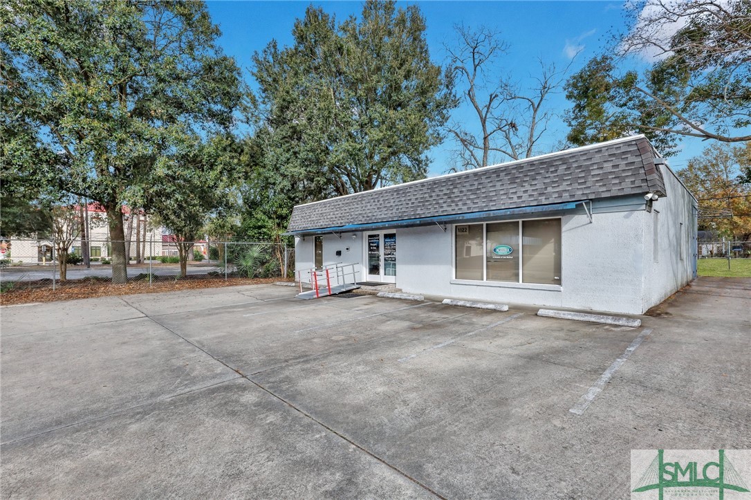 1122 E 72nd Street