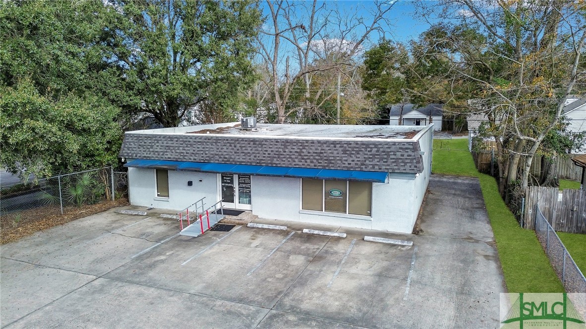 1122 E 72nd Street