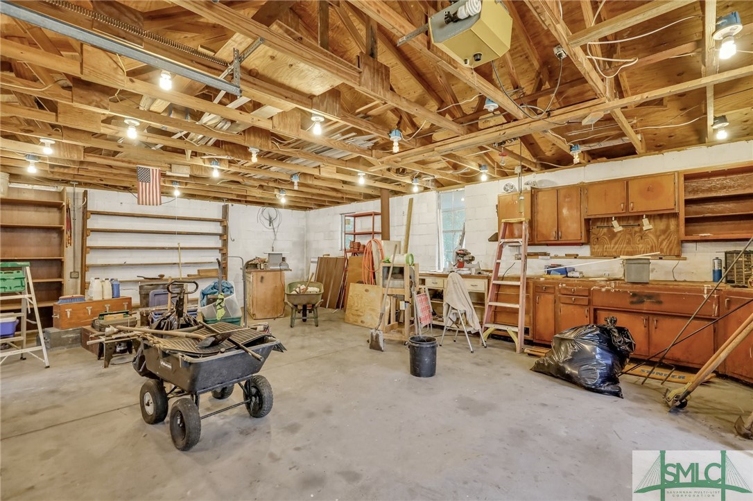 288 Center Drive