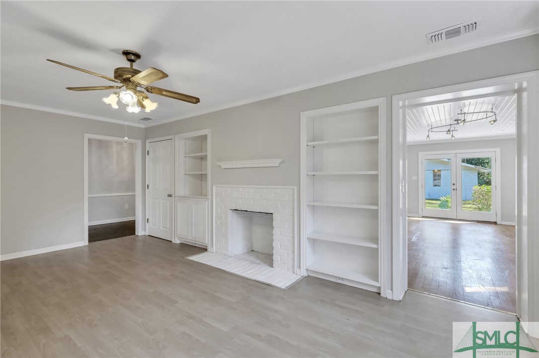 288 Center Drive