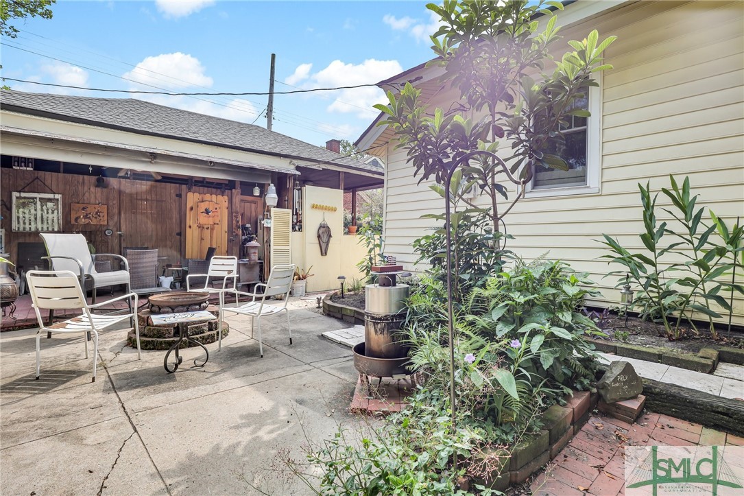 114 E 48th Street