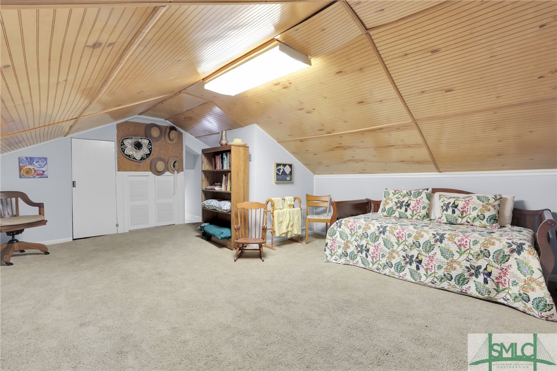 114 E 48th Street