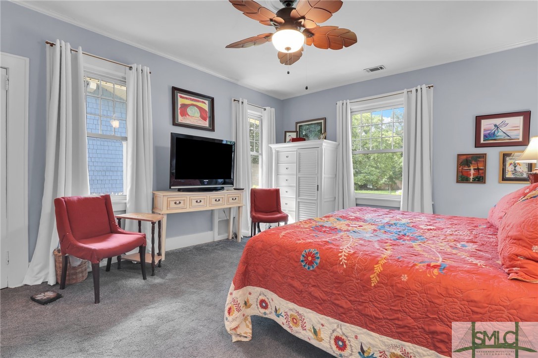 114 E 48th Street