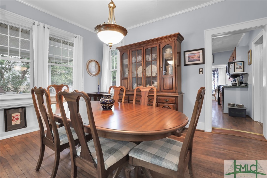 114 E 48th Street