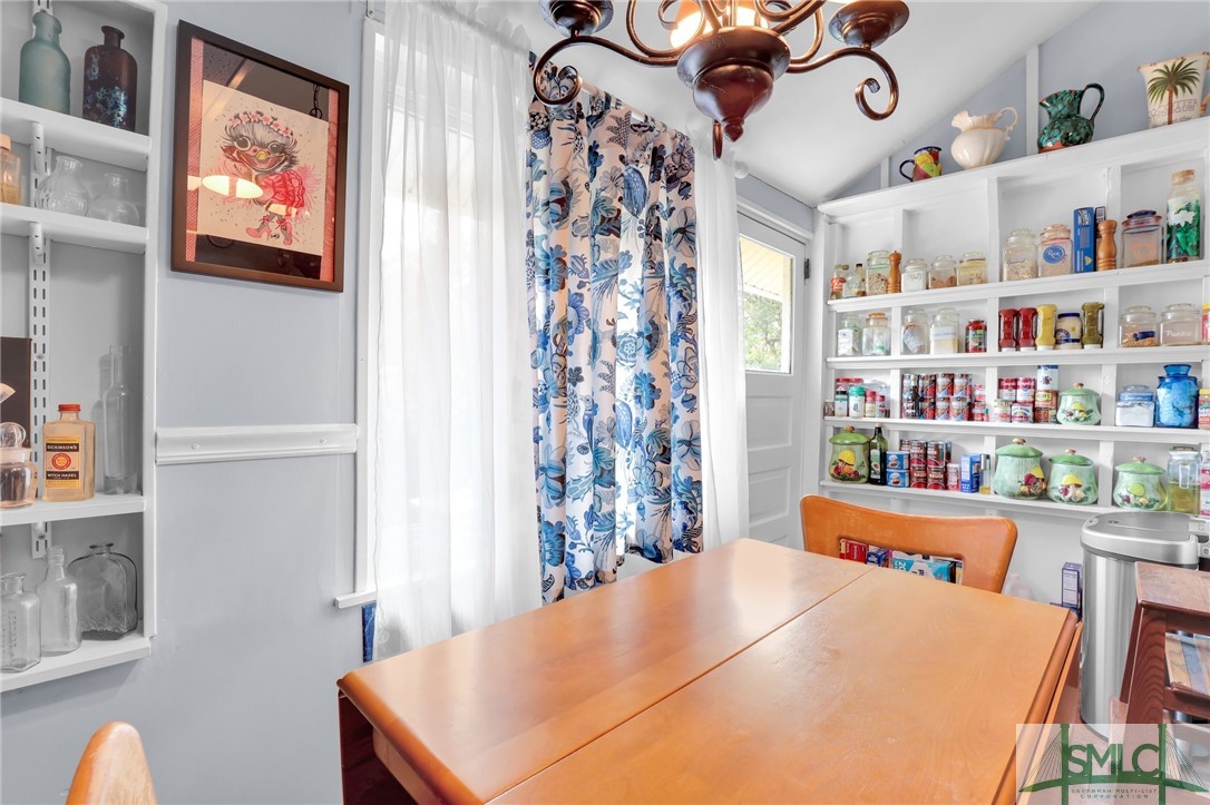 114 E 48th Street