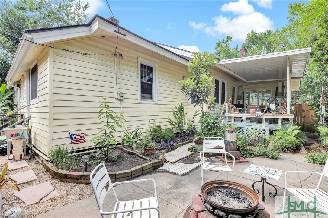 114 E 48th Street