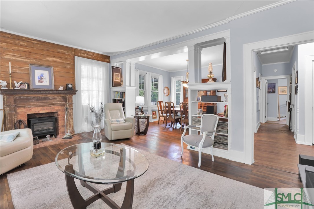 114 E 48th Street
