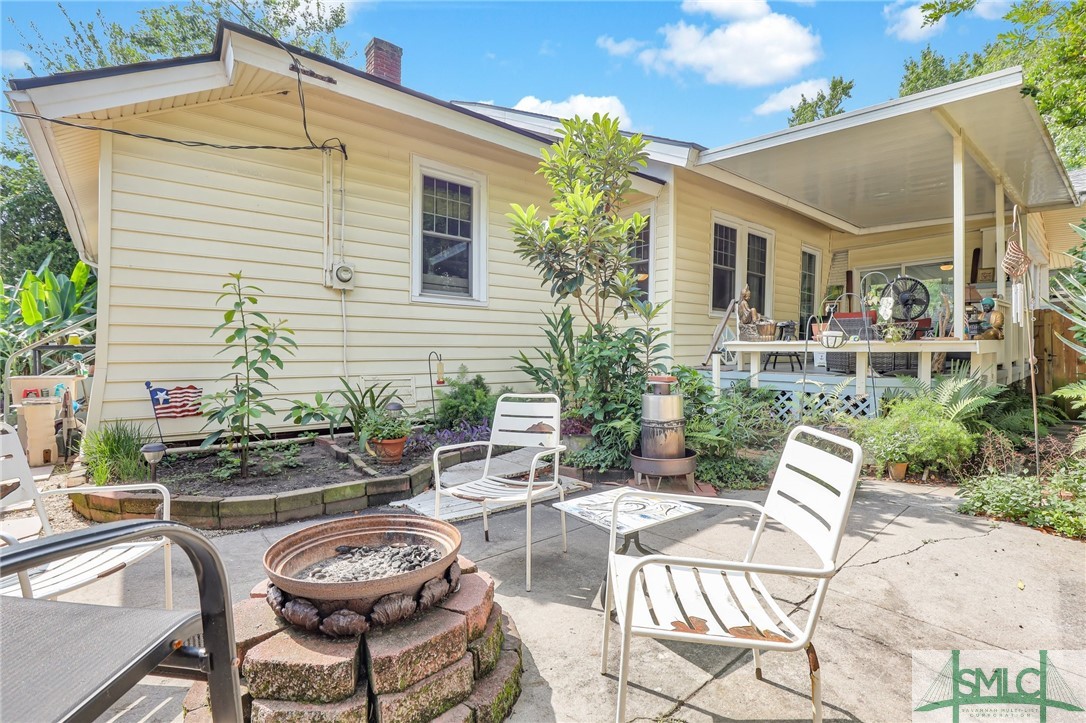114 E 48th Street