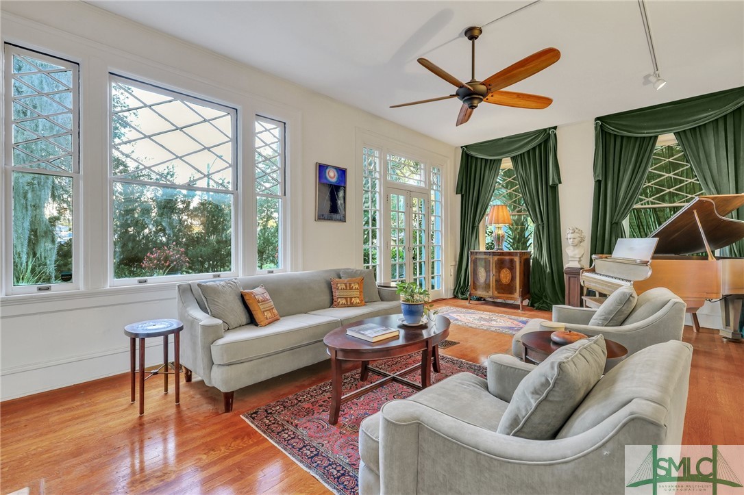 101 E 34th Street