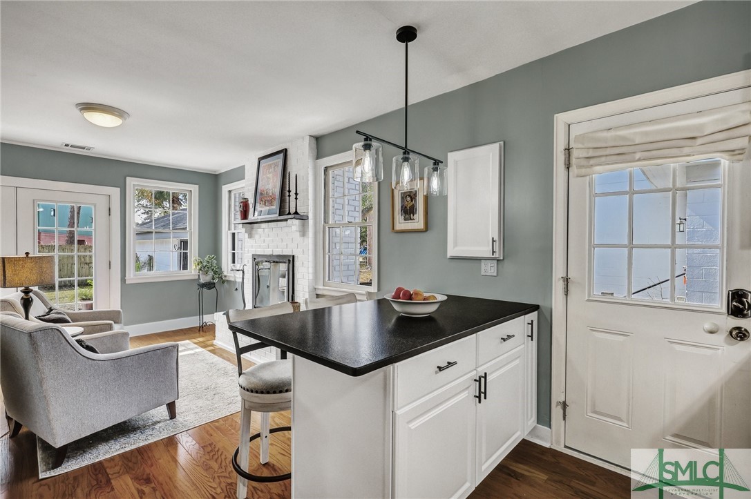 217 E 60th Street