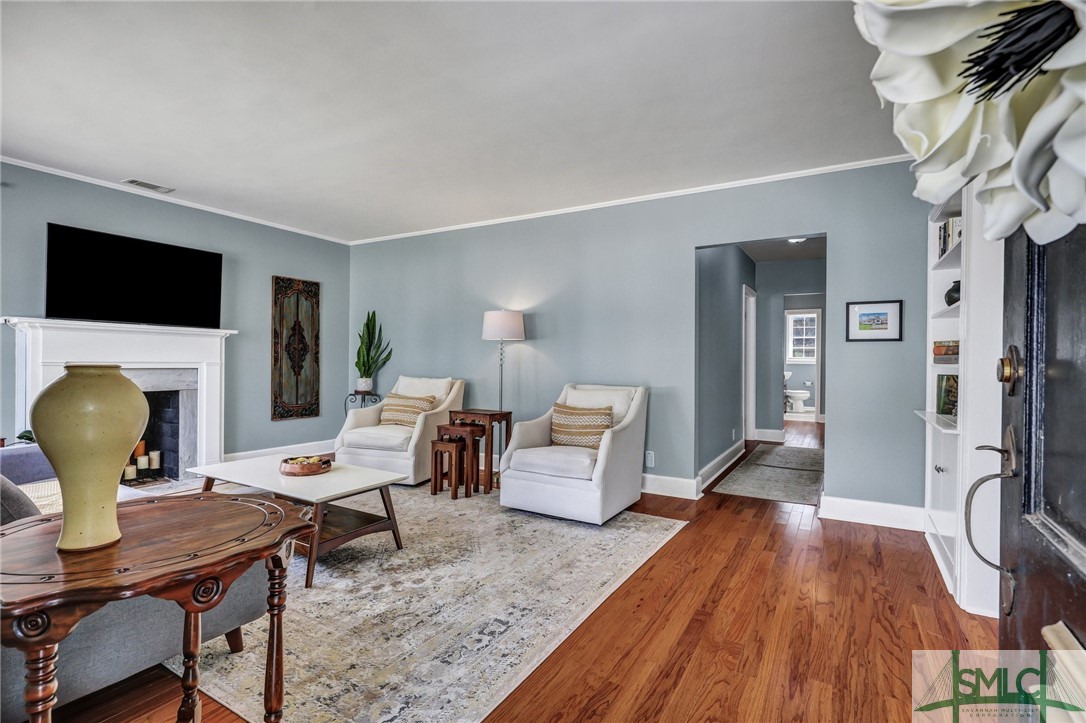 217 E 60th Street