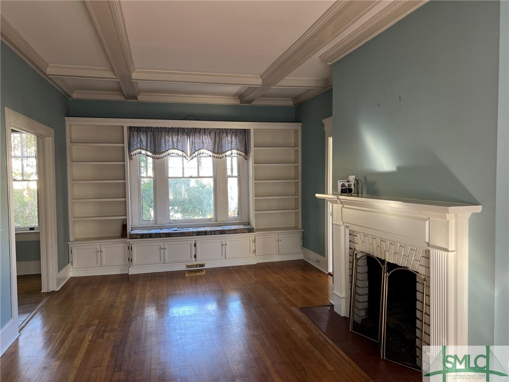 318 E 45th Street