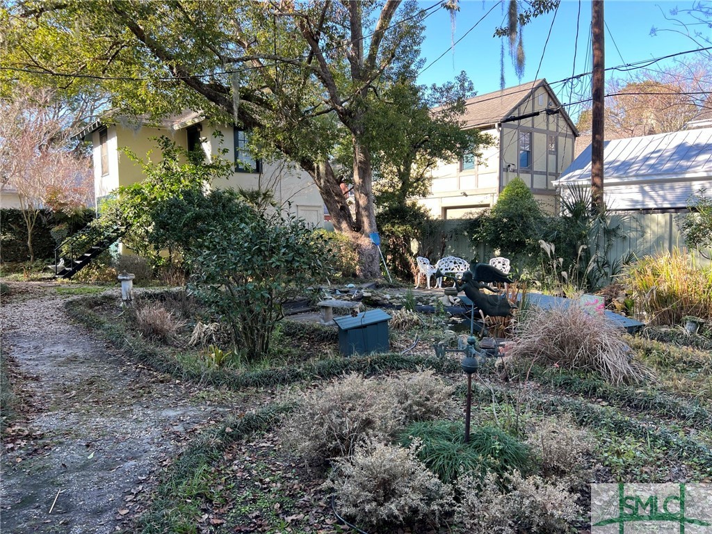 318 E 45th Street