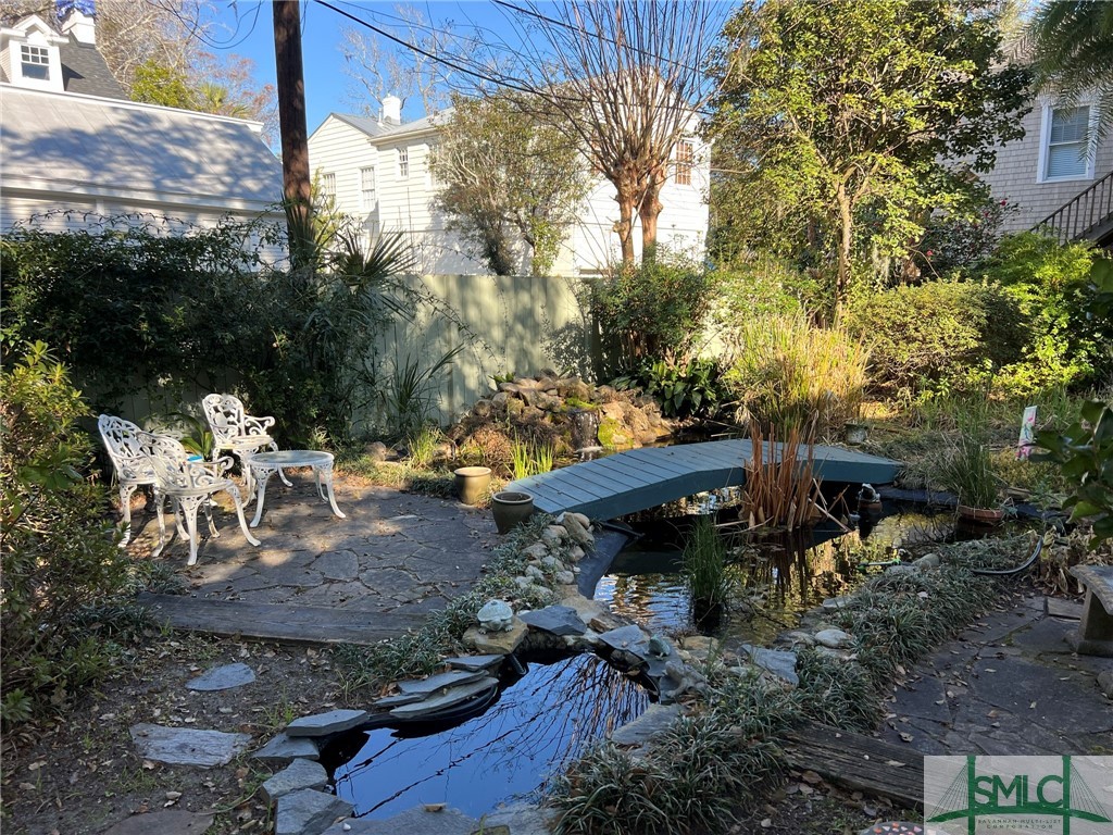 318 E 45th Street