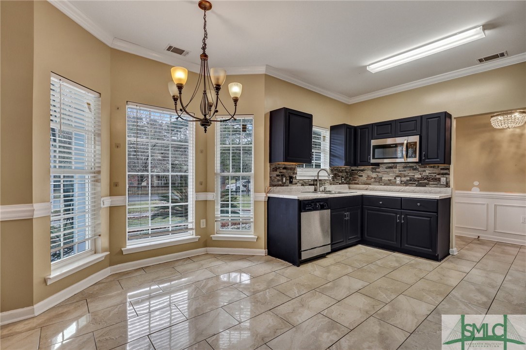 2413 Dolphin Drive