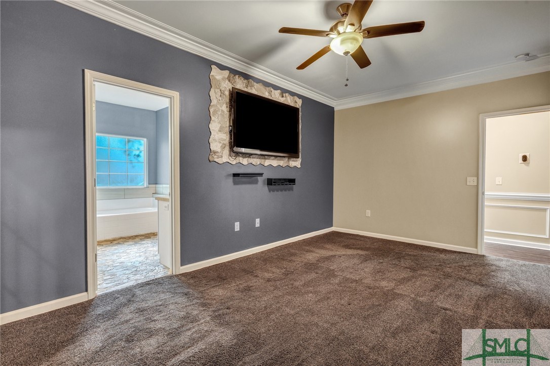 2413 Dolphin Drive