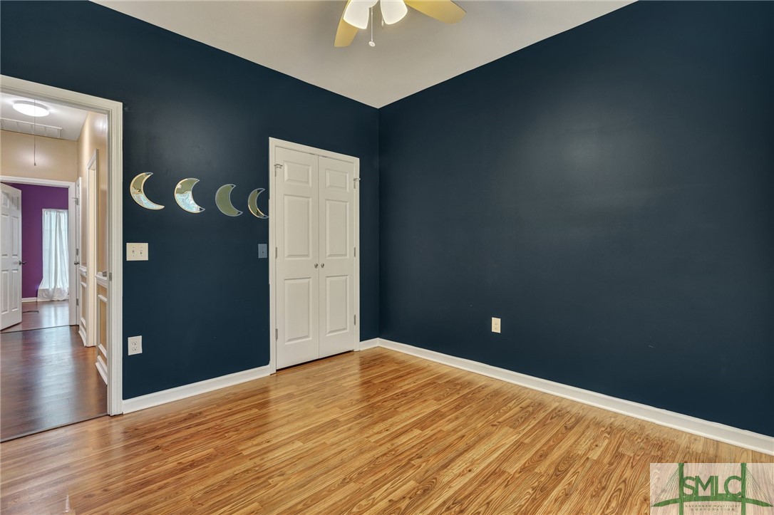 2413 Dolphin Drive