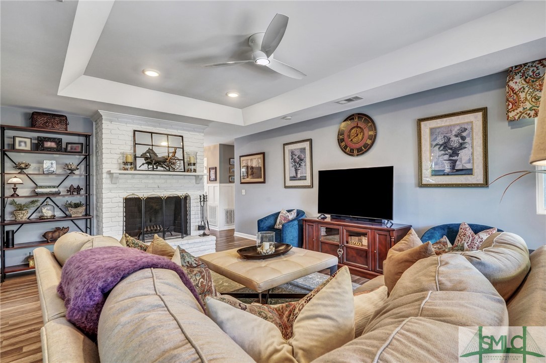 7 Howley Lane