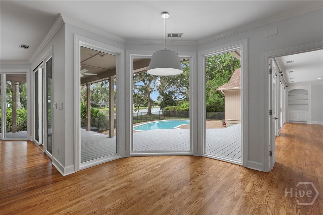 8 Boars Nest Lane
