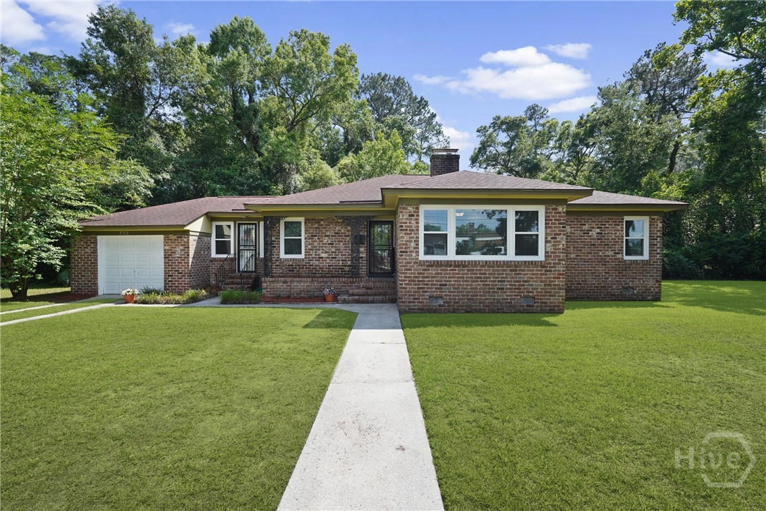 733 E Derenne Avenue