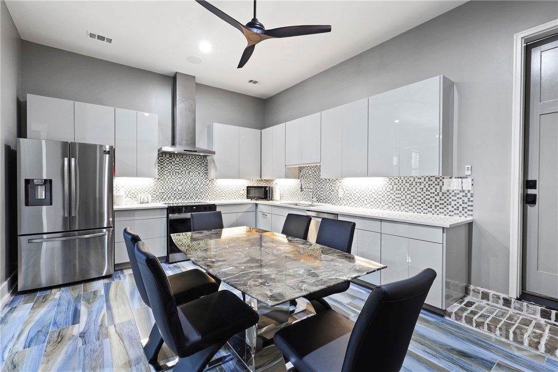 208 Wood Haven Court