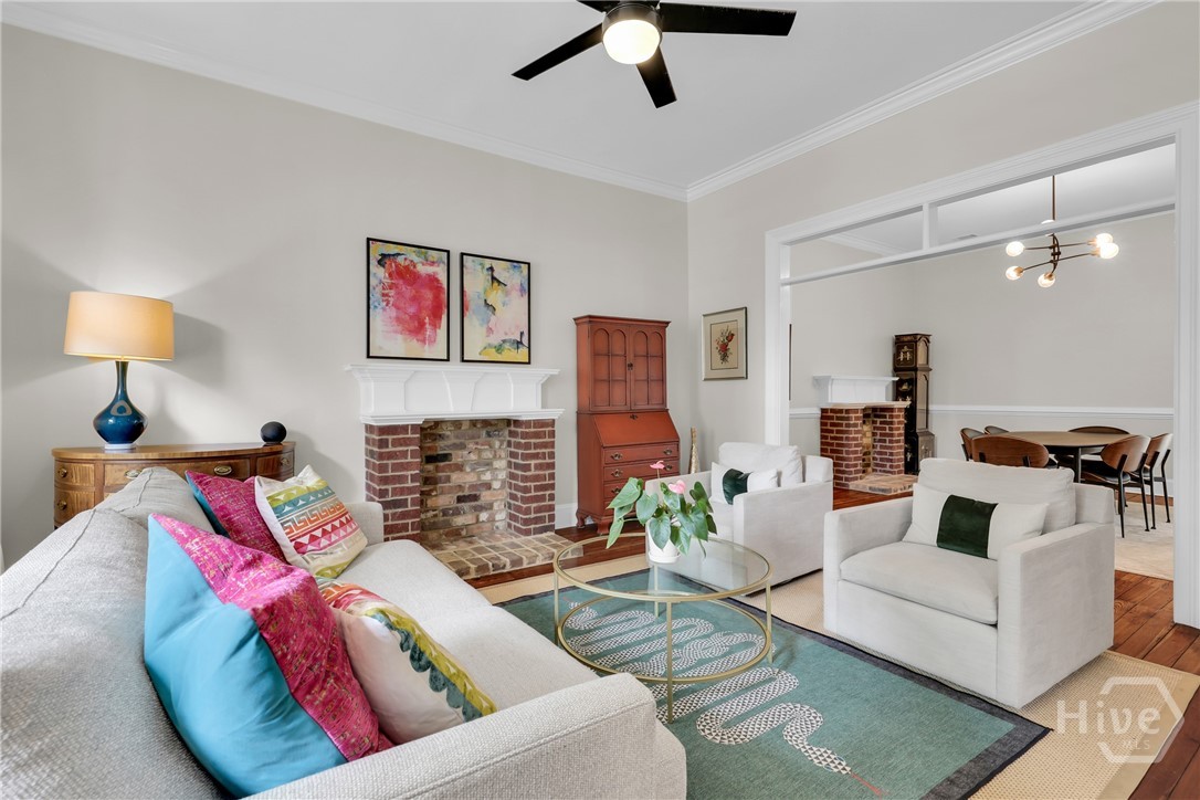 221 E 32nd Street